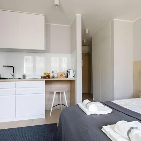 For 4 Near Market Square - Kuznicza 24 아파트 *